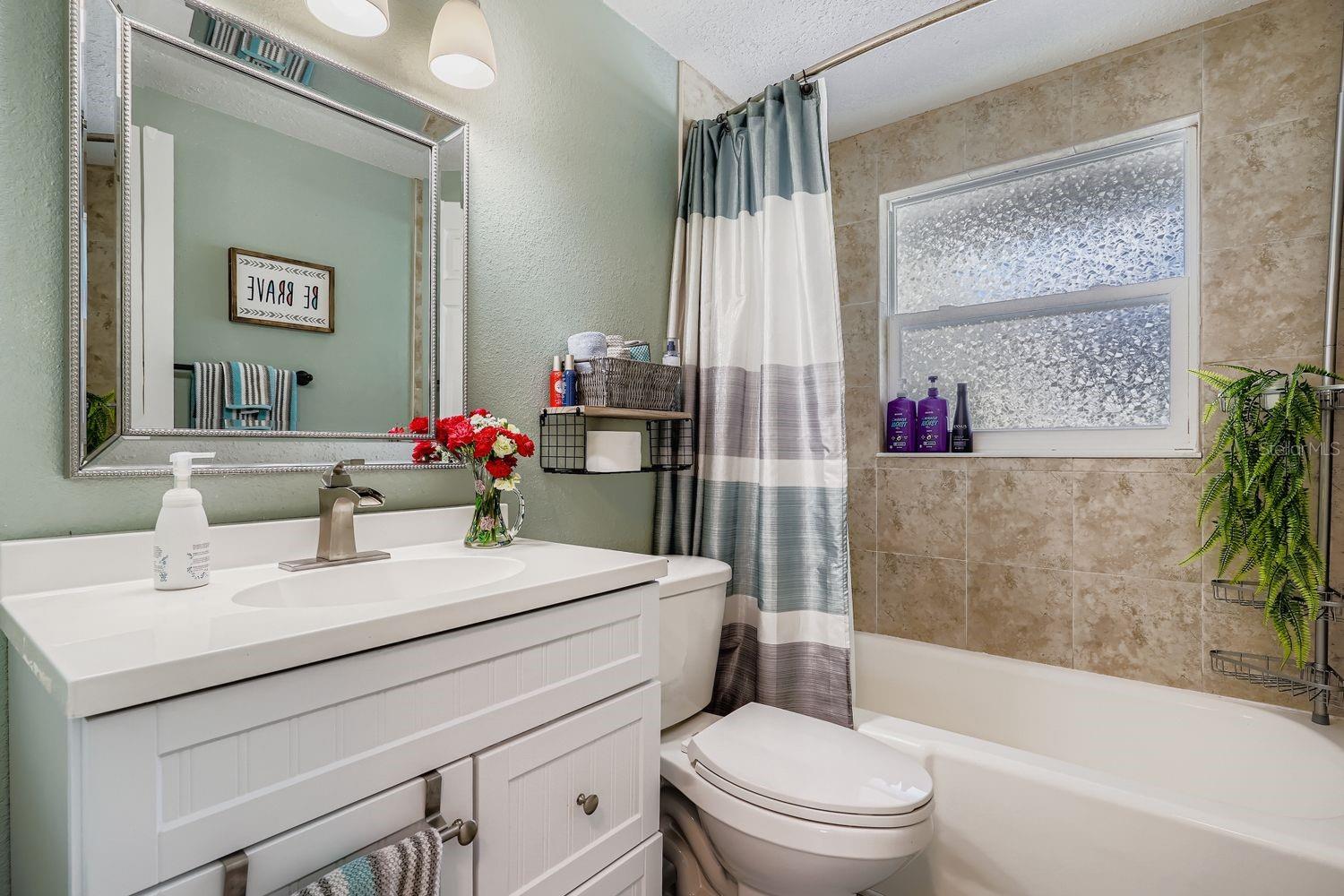 RIVERDALE RESUBDIVIDED - Residential Lease