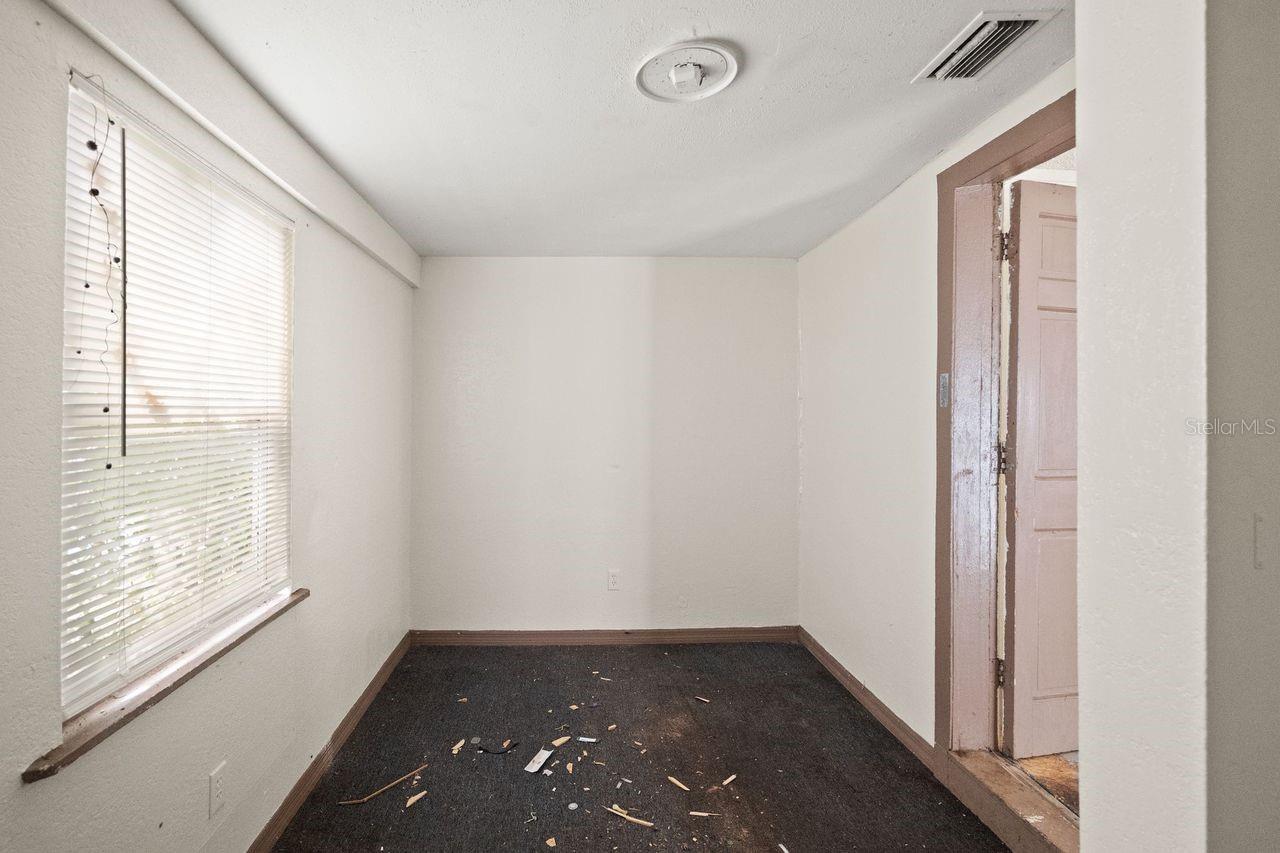 UNPLATTED - Residential