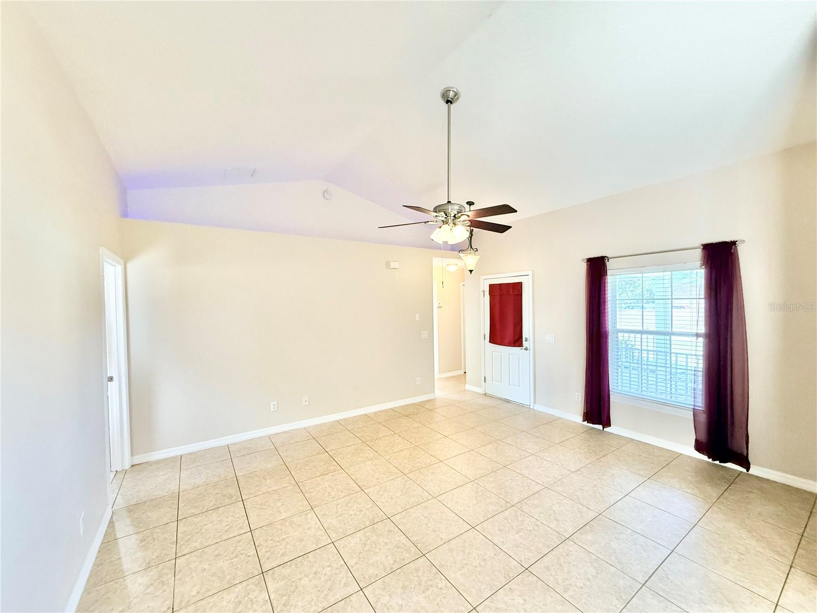 ARROWHEAD COUNTRY ESTATES UNREC - Residential