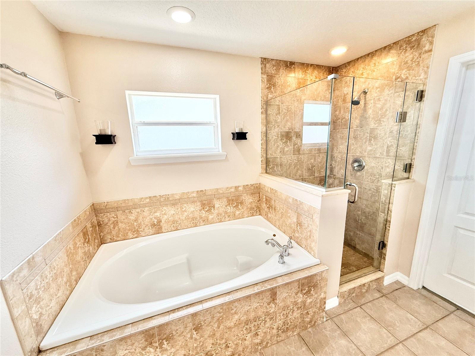 ARROWHEAD COUNTRY ESTATES UNREC - Residential