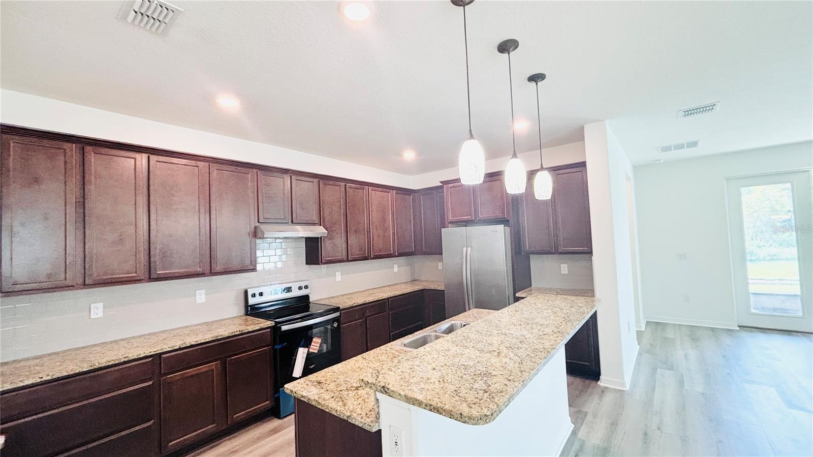 MEADOWS AT SCOTT LAKE CREEK - Residential