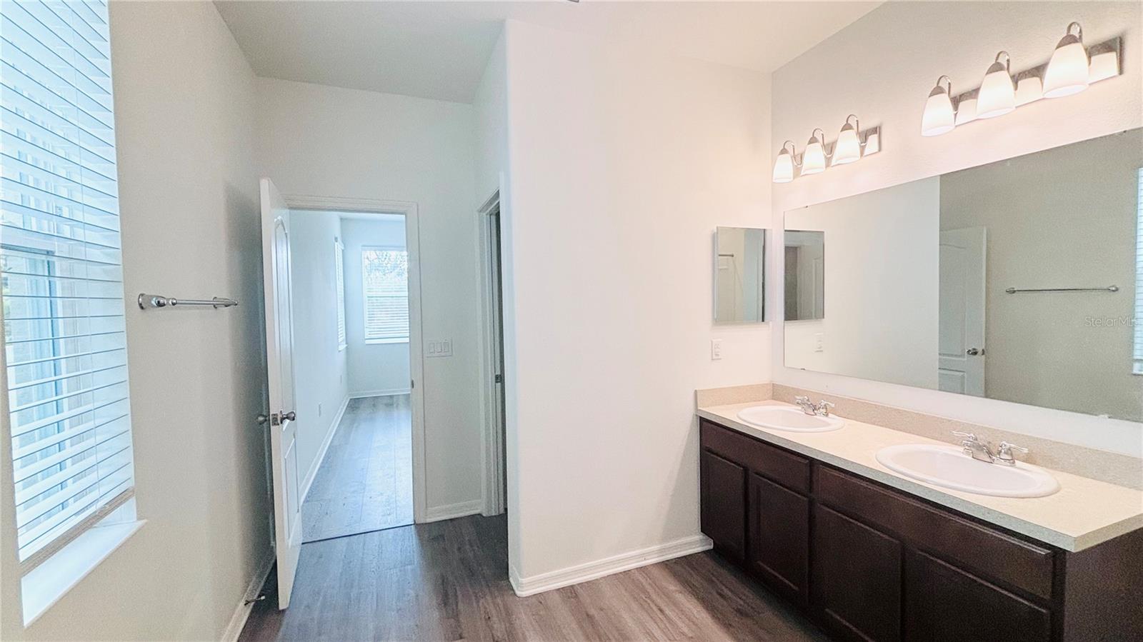 MEADOWS AT SCOTT LAKE CREEK - Residential