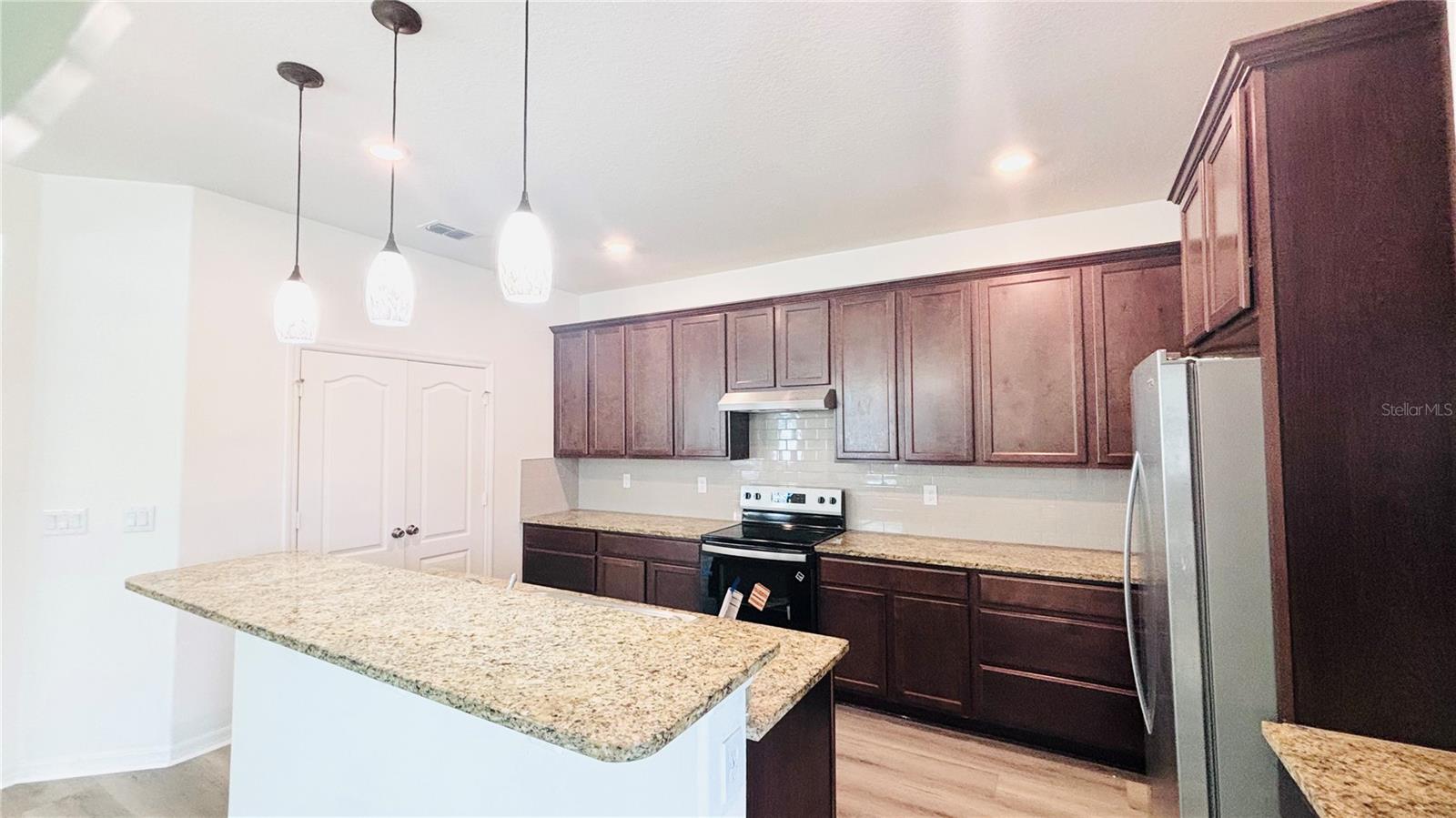 MEADOWS AT SCOTT LAKE CREEK - Residential