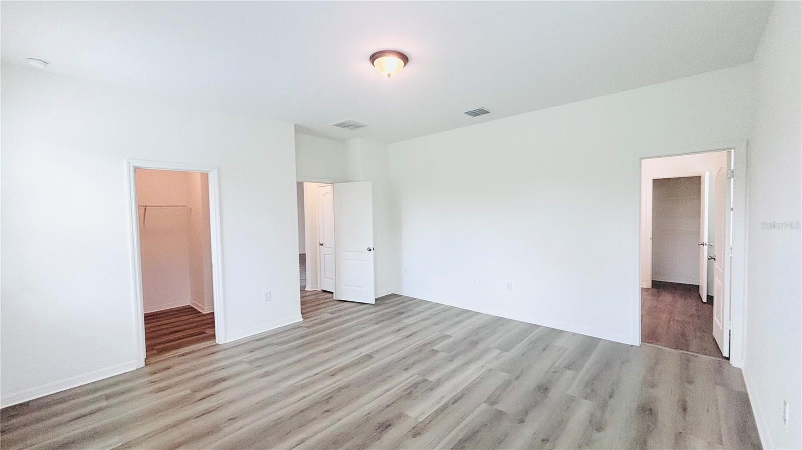 MEADOWS AT SCOTT LAKE CREEK - Residential