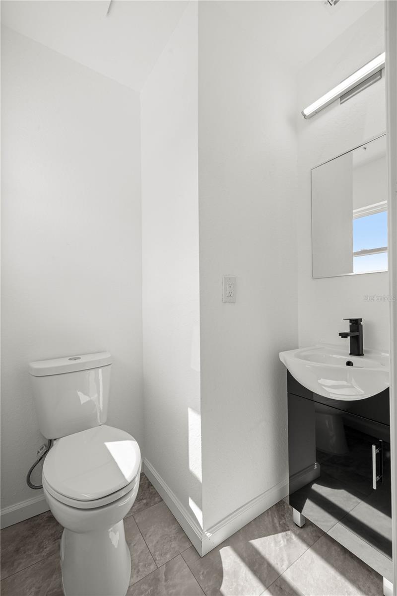OAK VILLA - Residential Lease