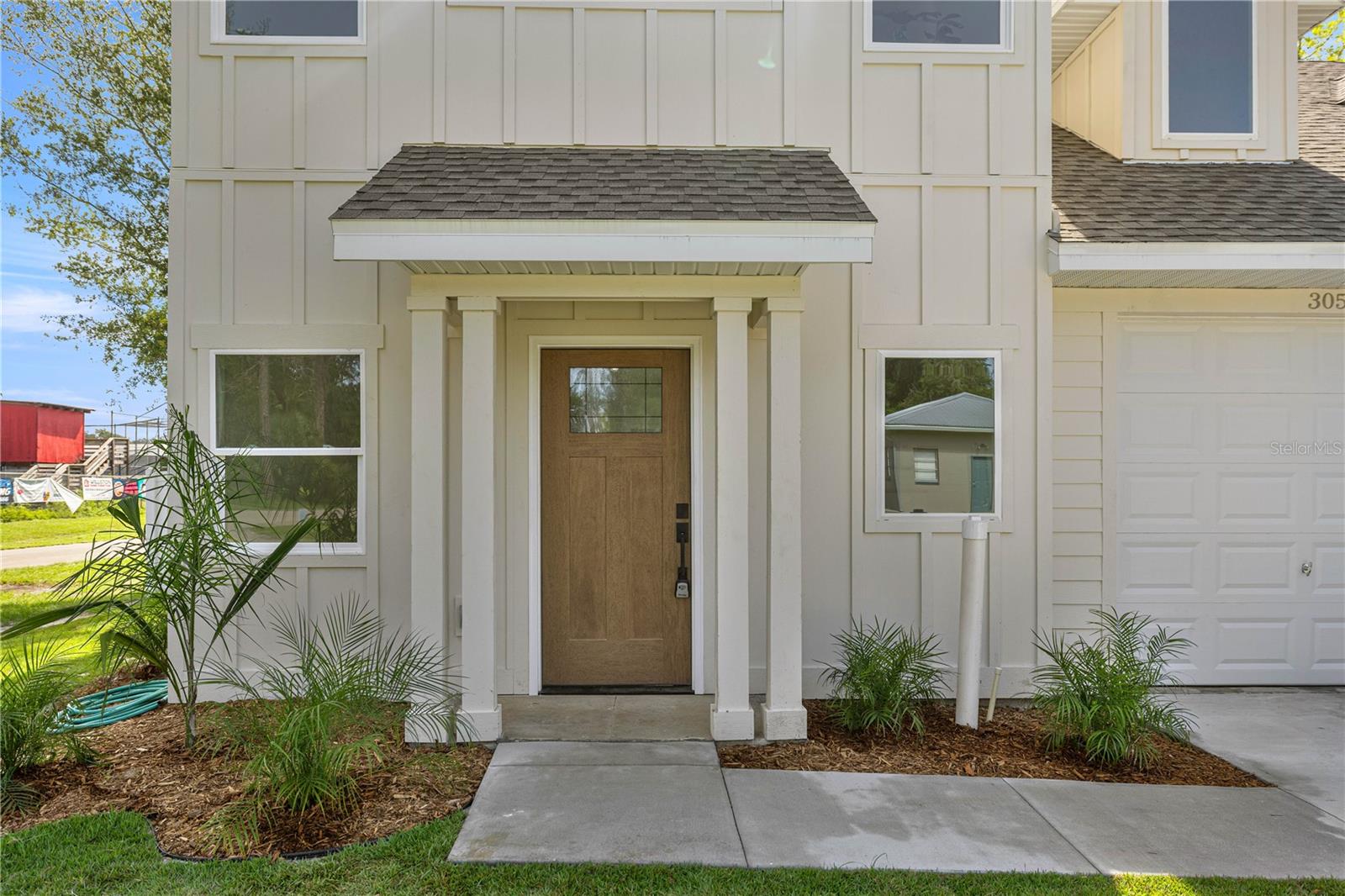 OAK VILLA - Residential Lease