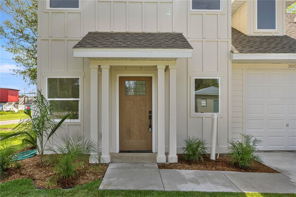 Photo of 305 SE 5th Terrace, Williston, FL 32696 (MLS # OM723987)