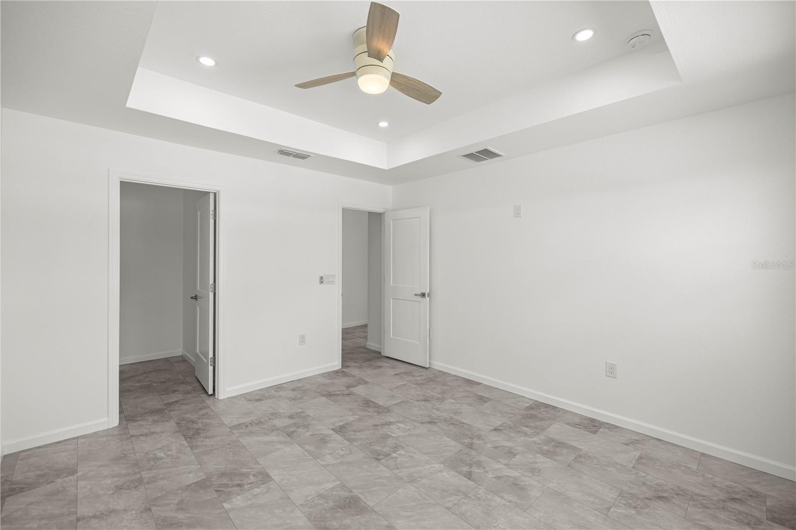 OAK VILLA - Residential Lease