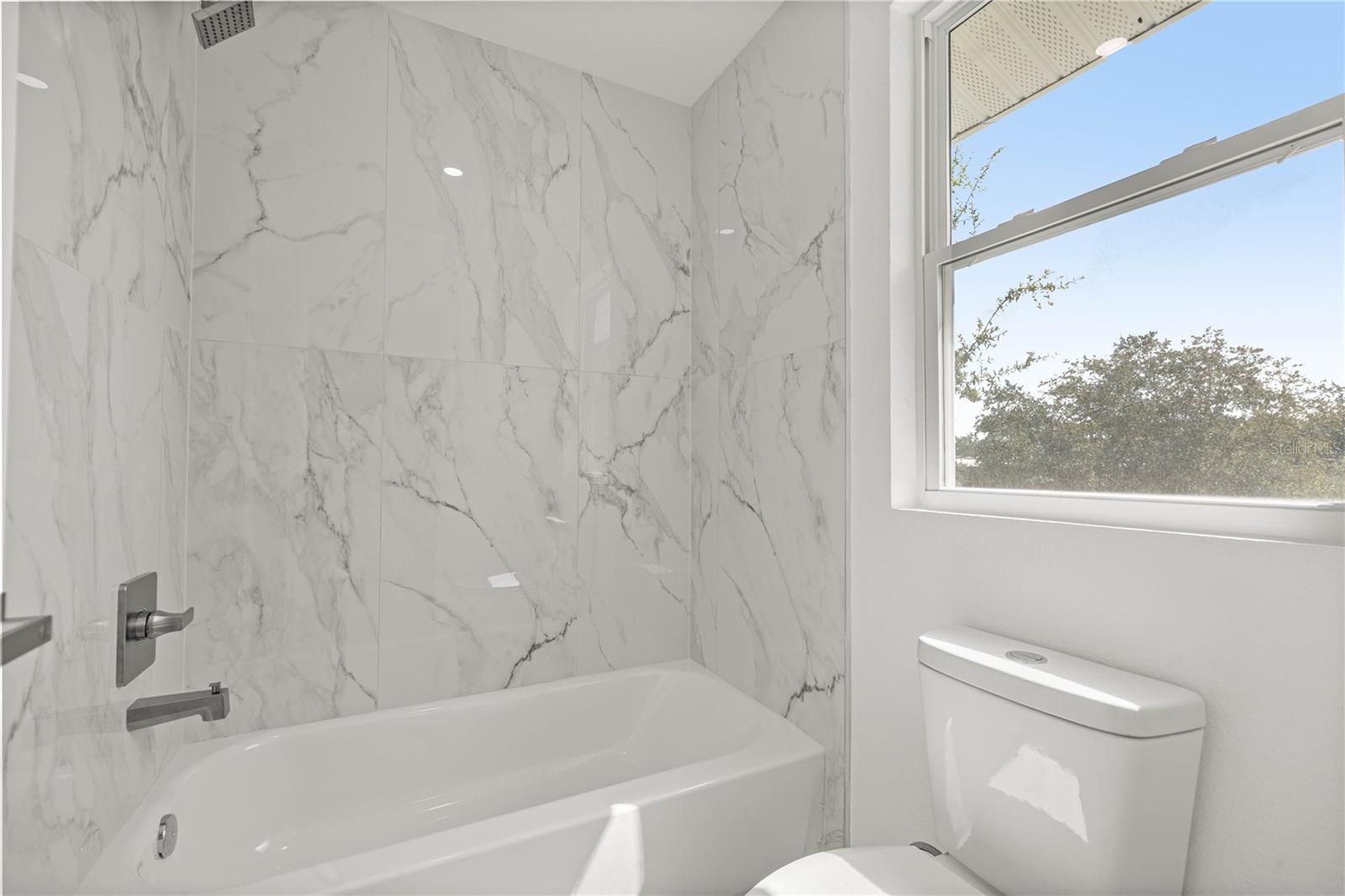 OAK VILLA - Residential Lease