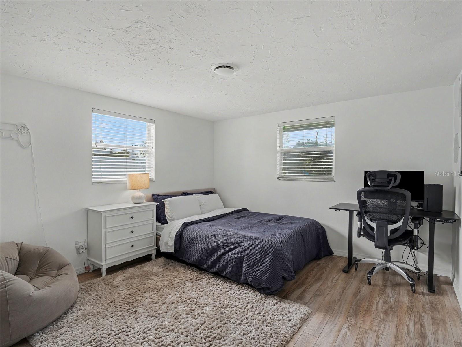 VENICE EAST SEC 1 - Residential