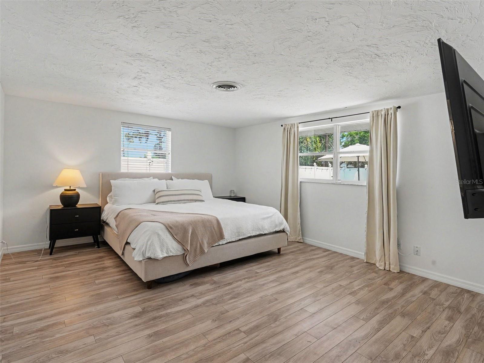 VENICE EAST SEC 1 - Residential