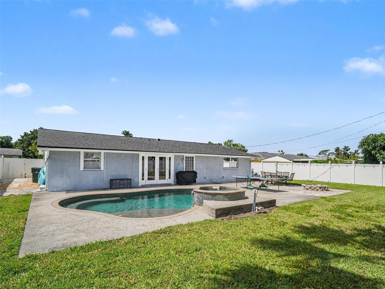 VENICE EAST SEC 1 - Residential