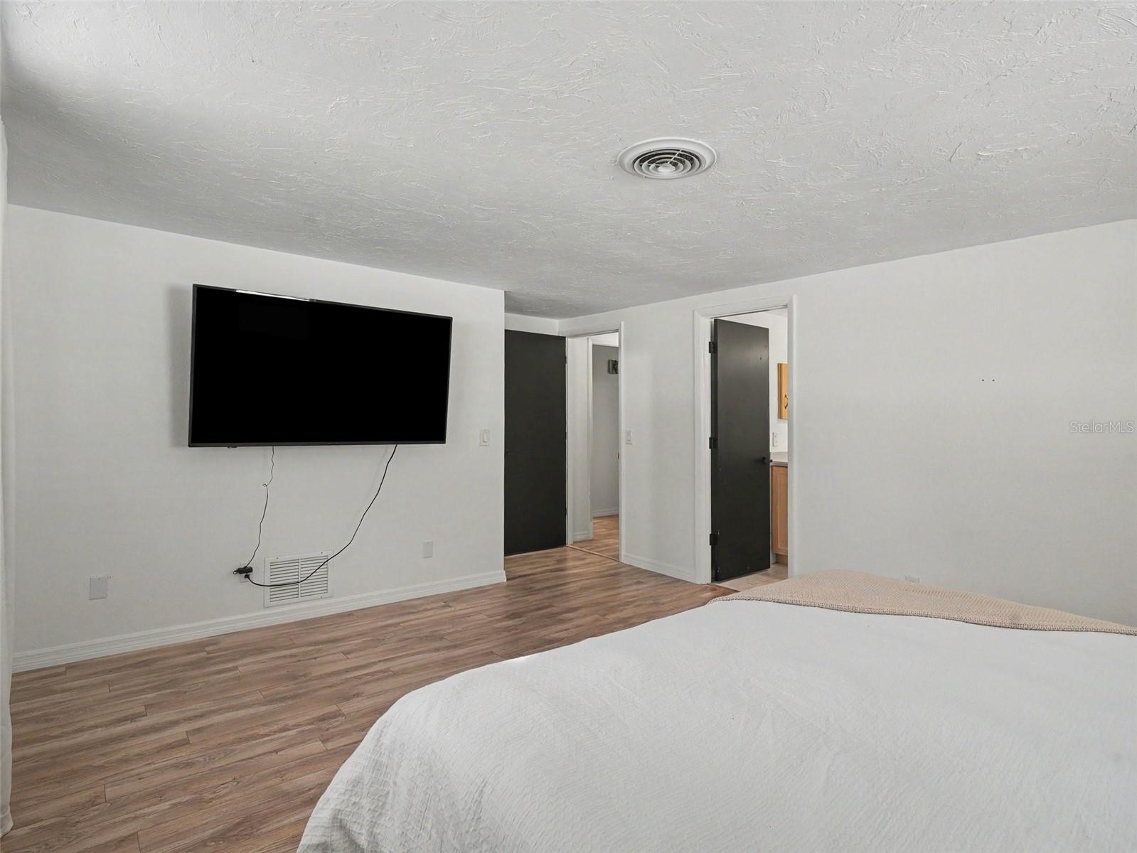 VENICE EAST SEC 1 - Residential