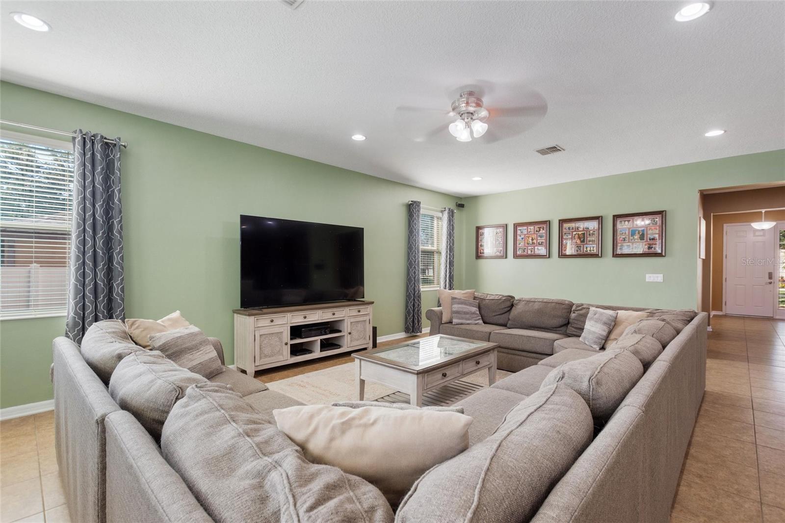 ESTATES AUBURNDALE PH 02 - Residential