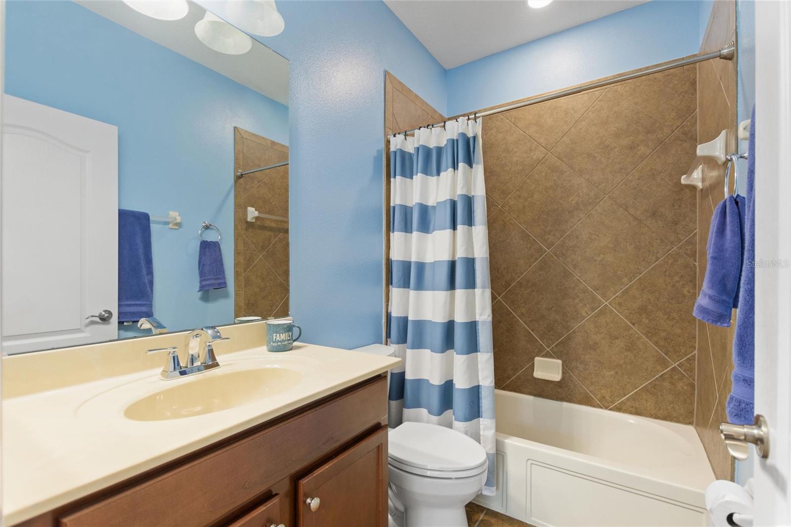 ESTATES AUBURNDALE PH 02 - Residential