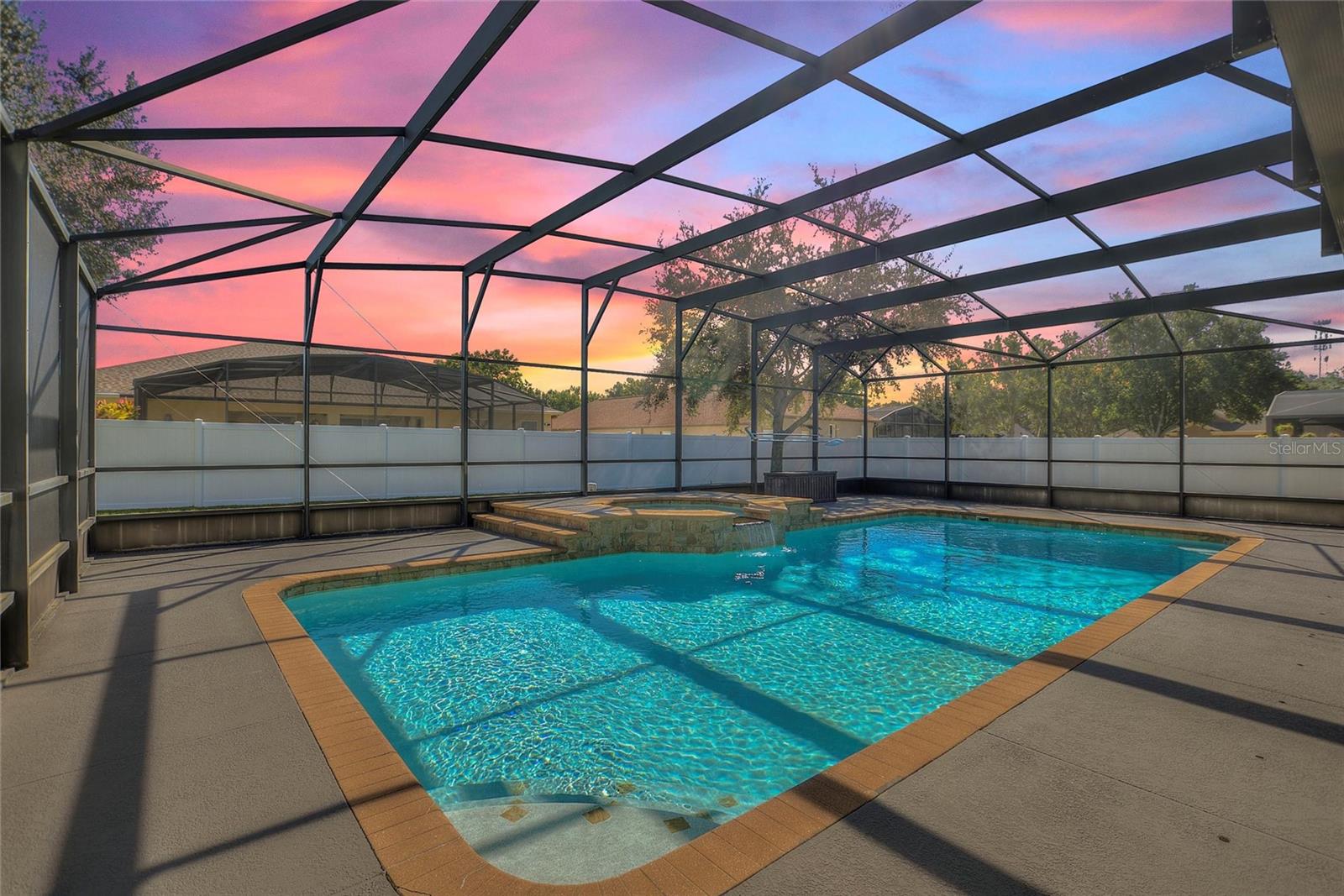 ESTATES AUBURNDALE PH 02 - Residential