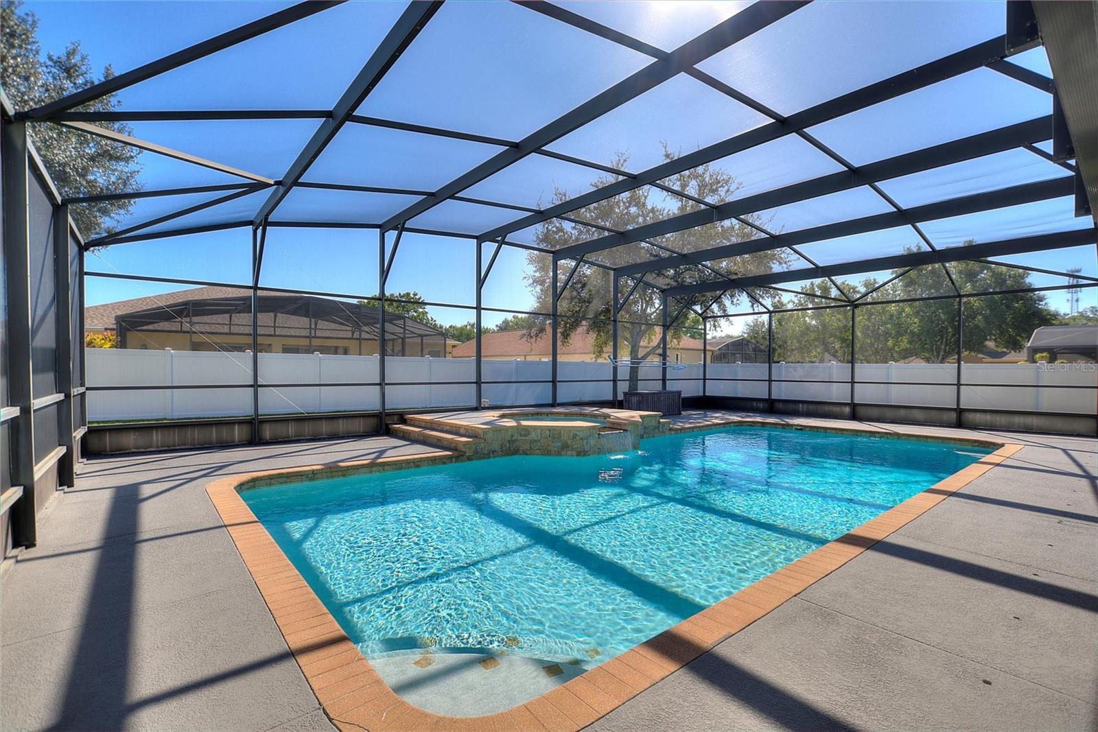 ESTATES AUBURNDALE PH 02 - Residential