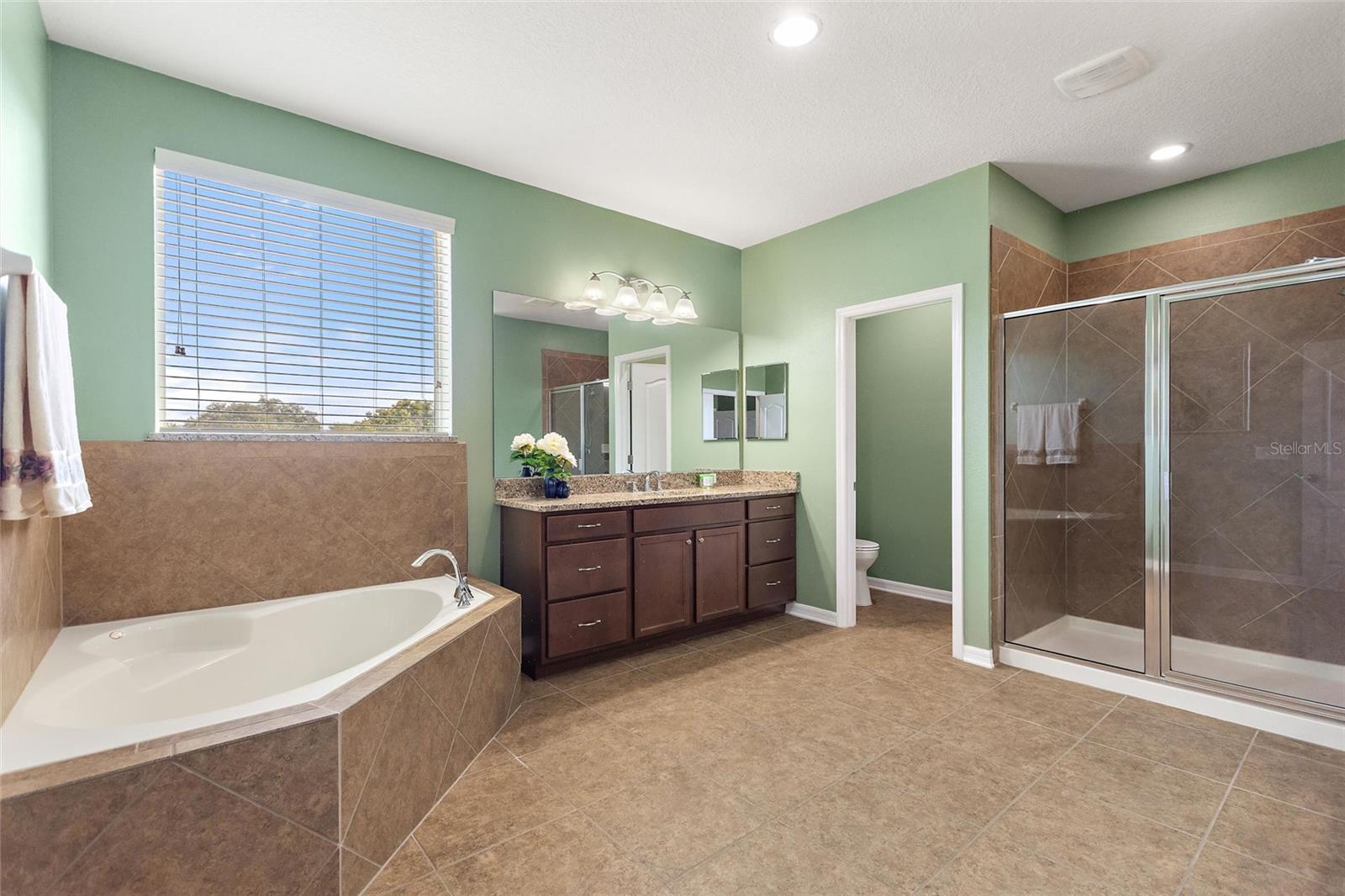 ESTATES AUBURNDALE PH 02 - Residential