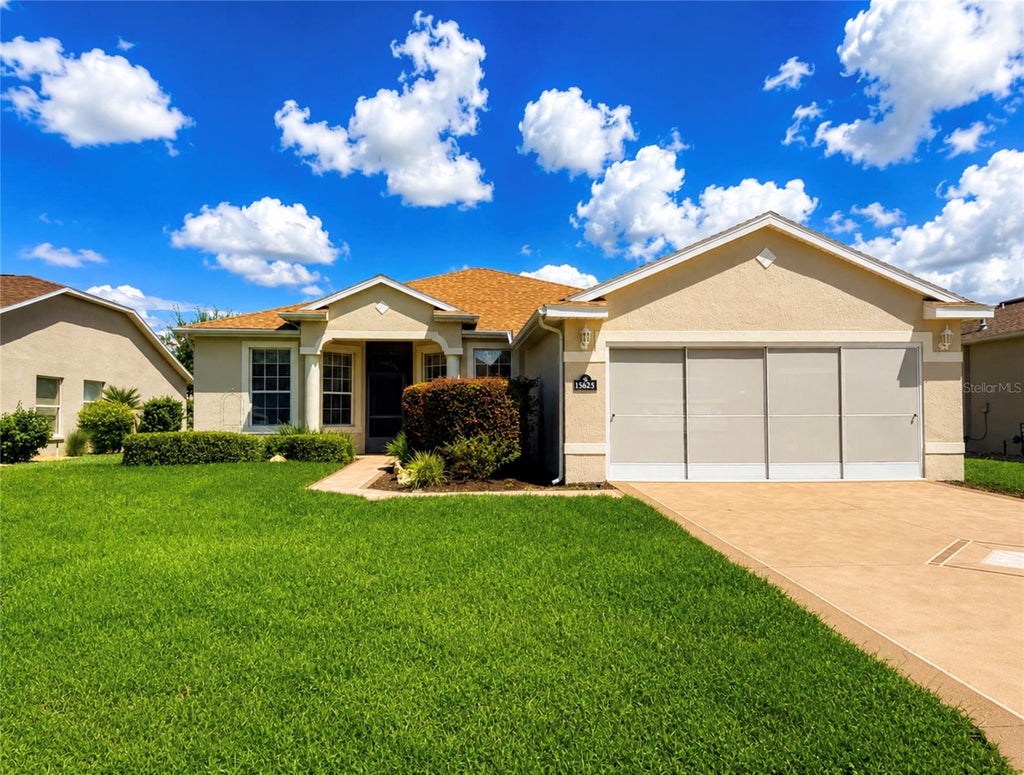 Photo of 15625 SW 17th Terrace, Ocala, FL 34473 (MLS # OM731425)