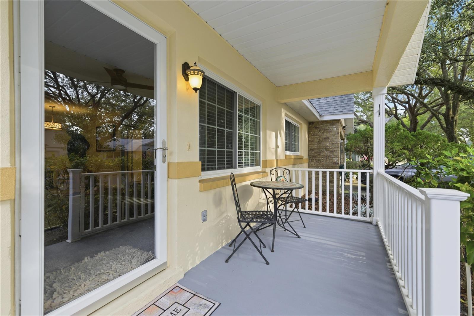 CIRCLE SQUARE WOODS Y - Residential