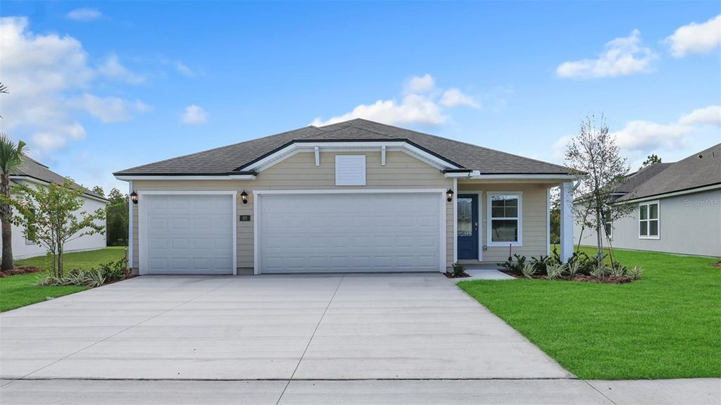 Photo of 60 Lumber Jack Trail, Palm Coast, FL 32137 (MLS # FC291451)