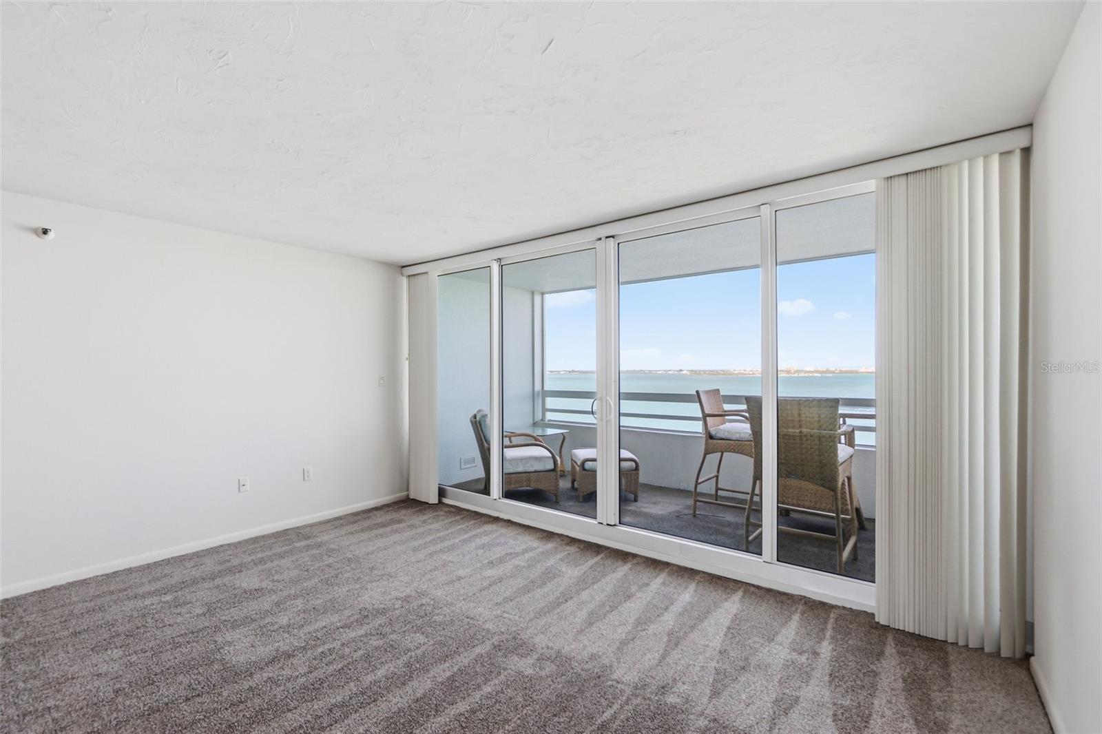 CONDO ON THE BAY TOWER II - Residential