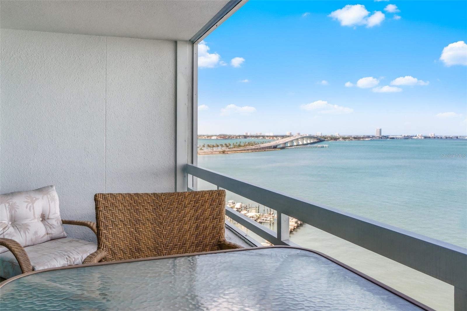 CONDO ON THE BAY TOWER II - Residential