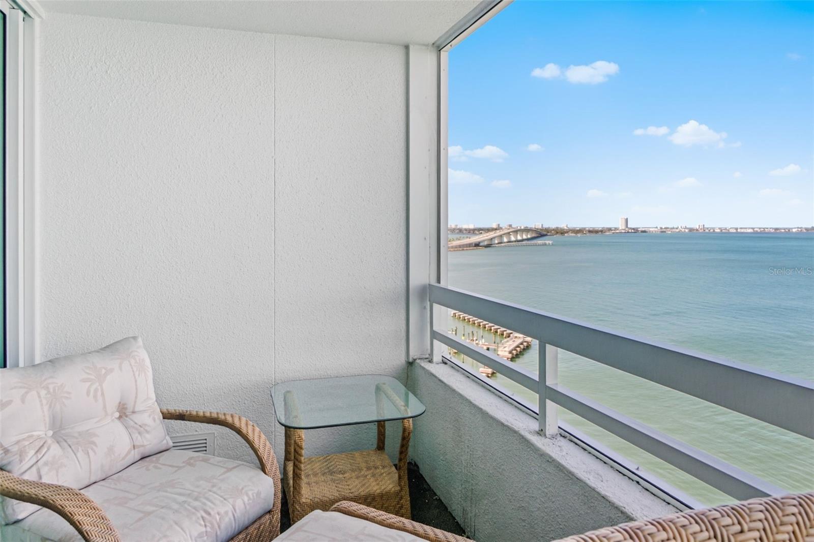 CONDO ON THE BAY TOWER II - Residential