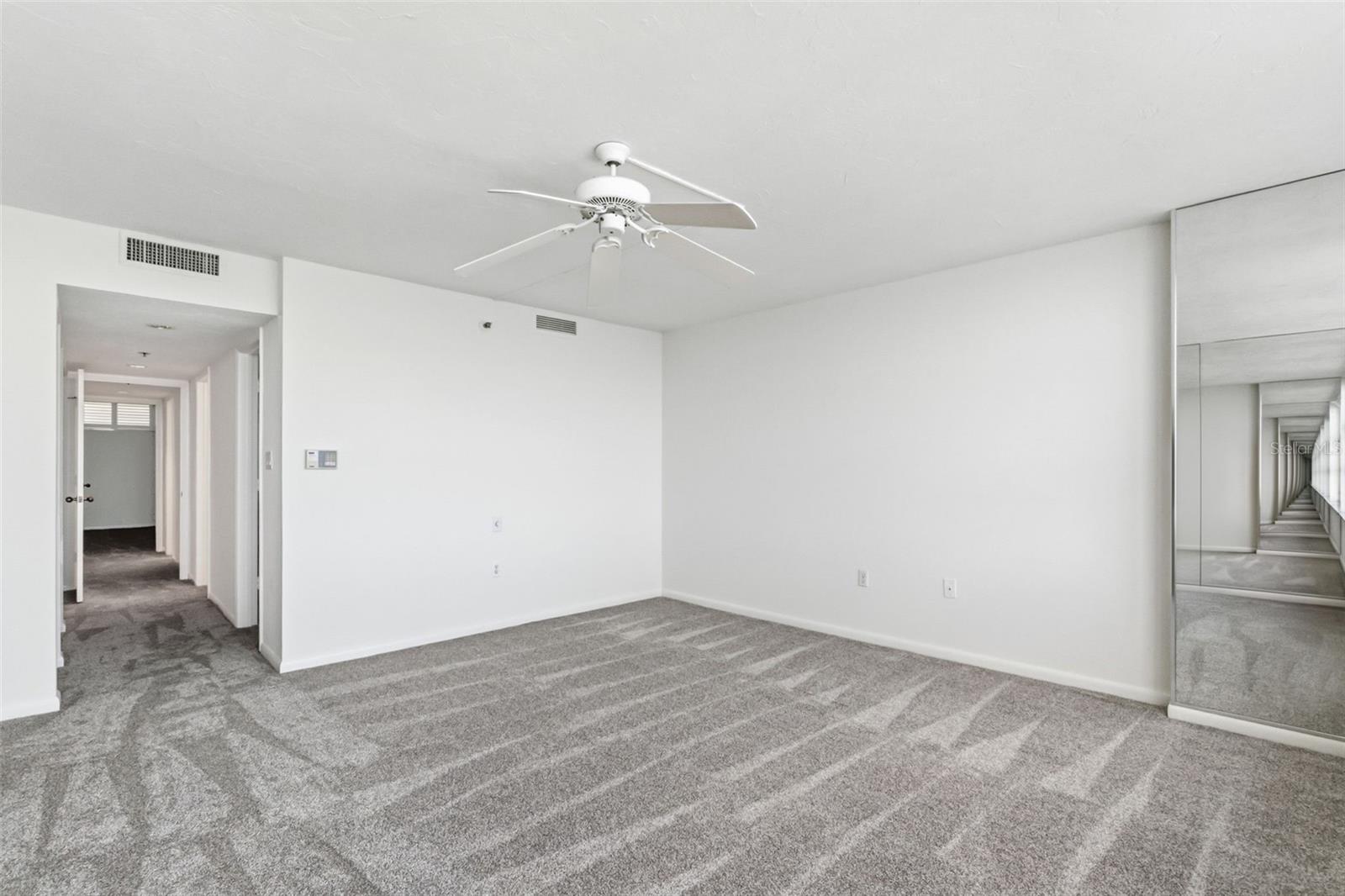 CONDO ON THE BAY TOWER II - Residential