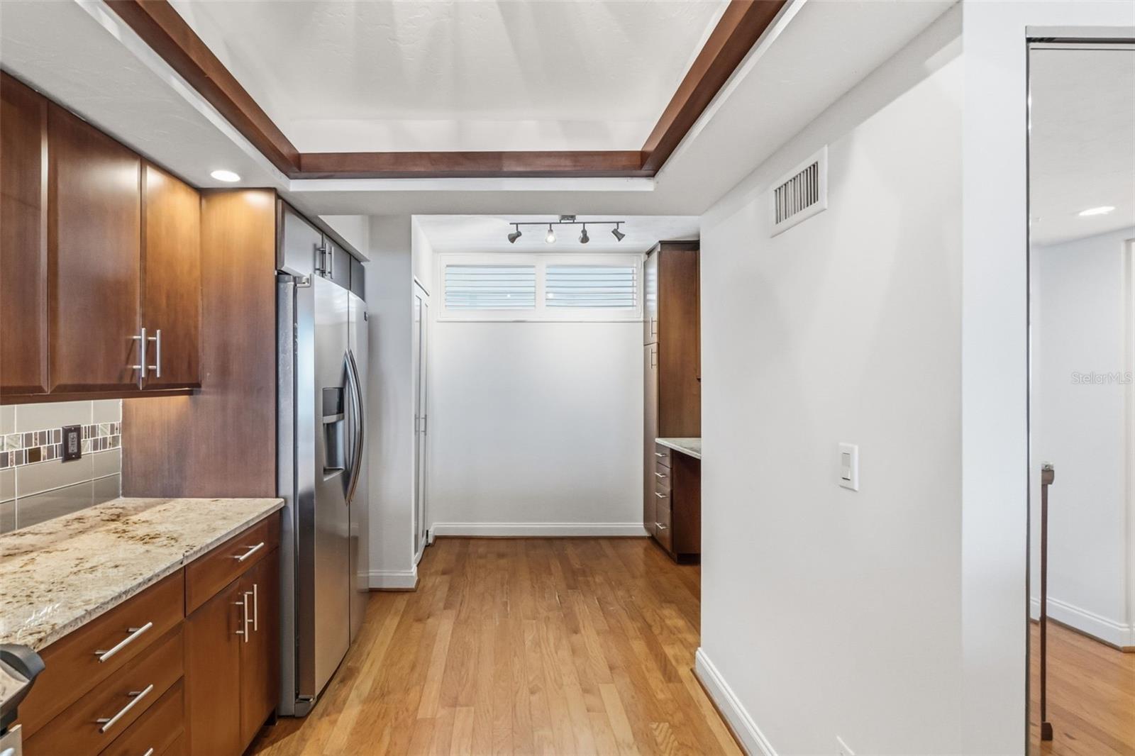 CONDO ON THE BAY TOWER II - Residential