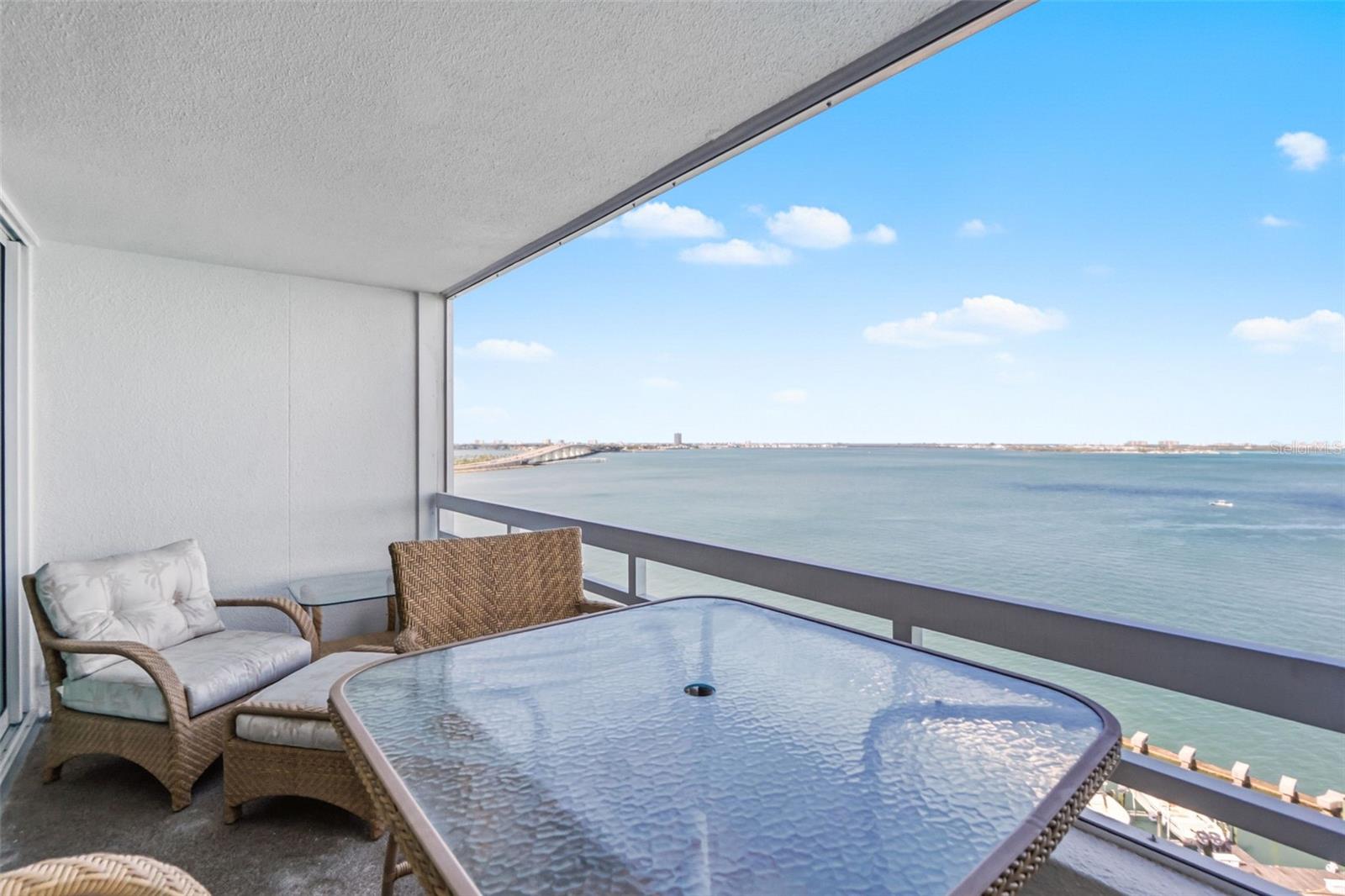 CONDO ON THE BAY TOWER II - Residential