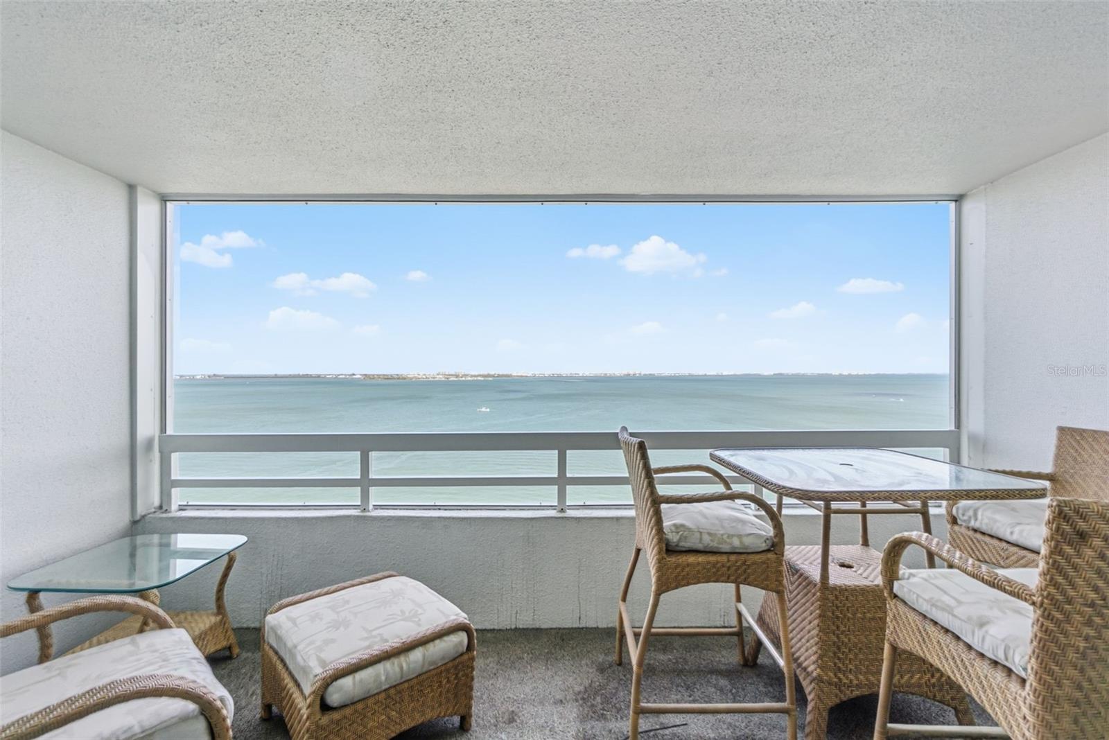 CONDO ON THE BAY TOWER II - Residential