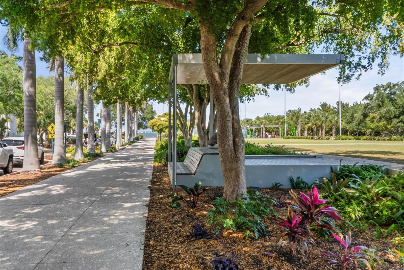 CONDO ON THE BAY TOWER II - Residential