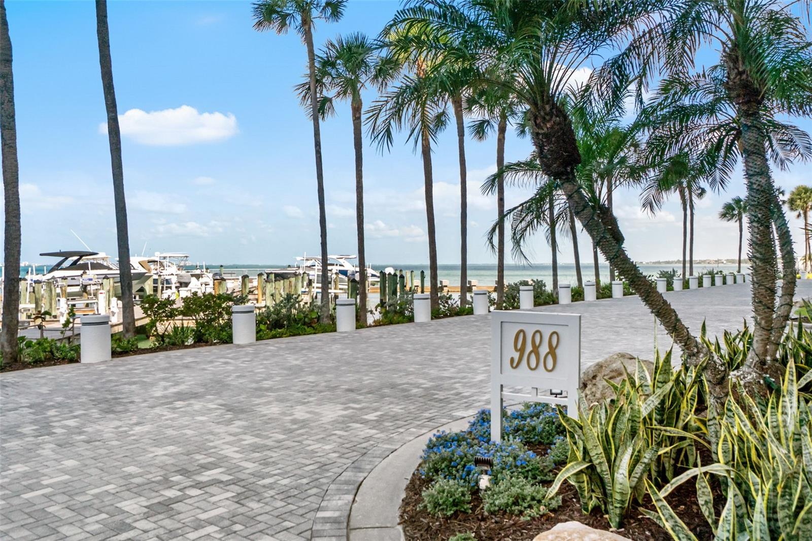 CONDO ON THE BAY TOWER II - Residential