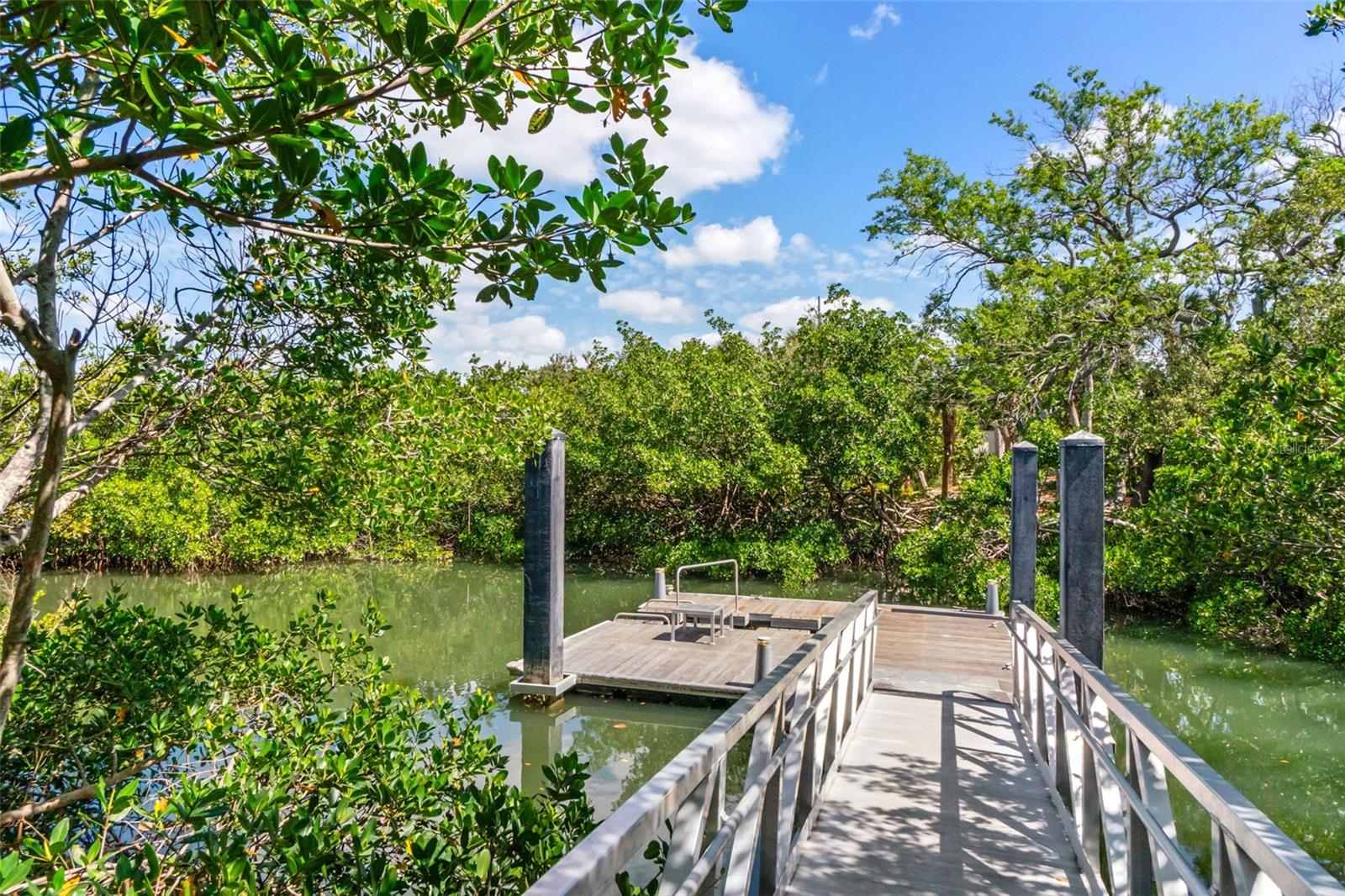 CONDO ON THE BAY TOWER II - Residential