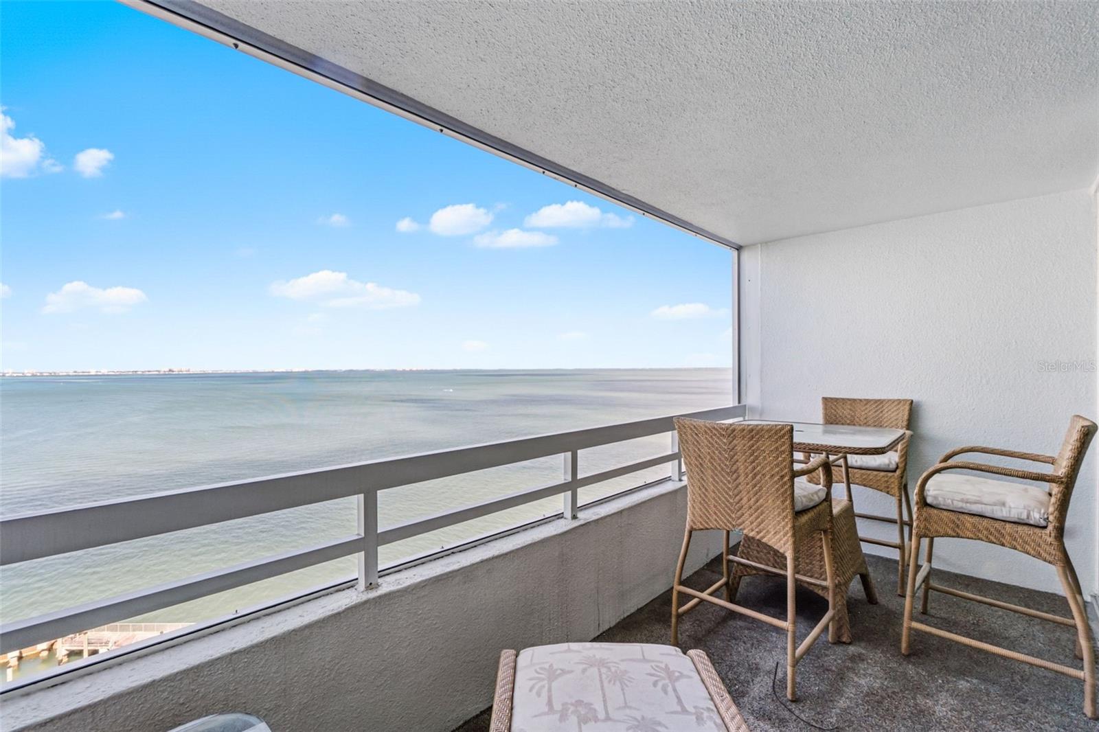 CONDO ON THE BAY TOWER II - Residential