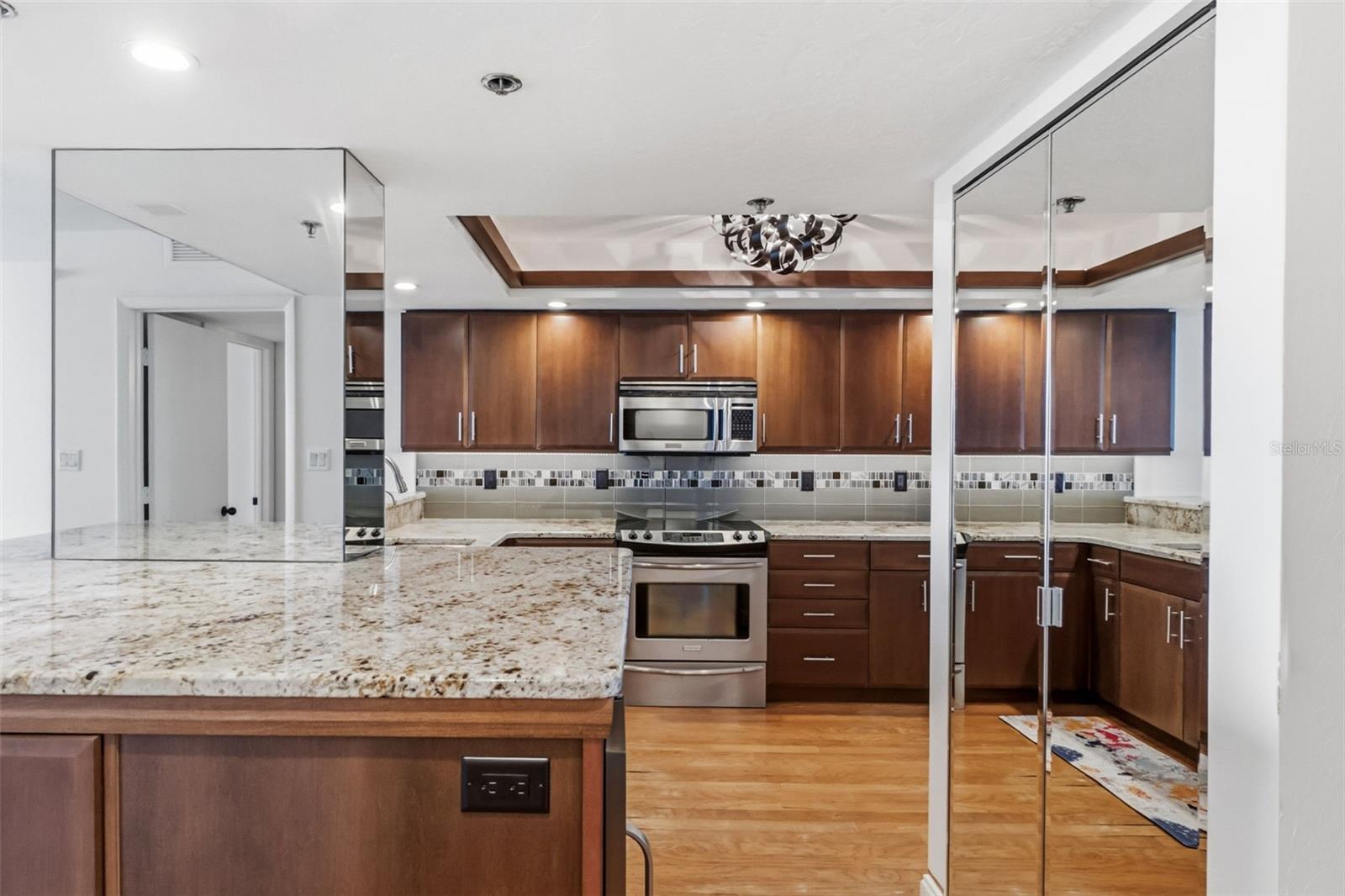 CONDO ON THE BAY TOWER II - Residential