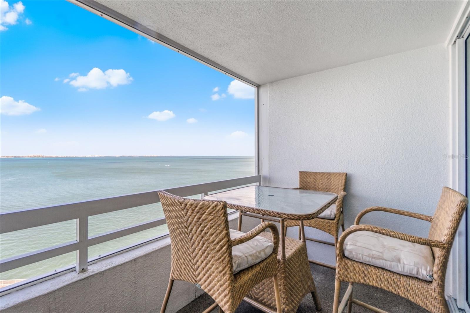 CONDO ON THE BAY TOWER II - Residential