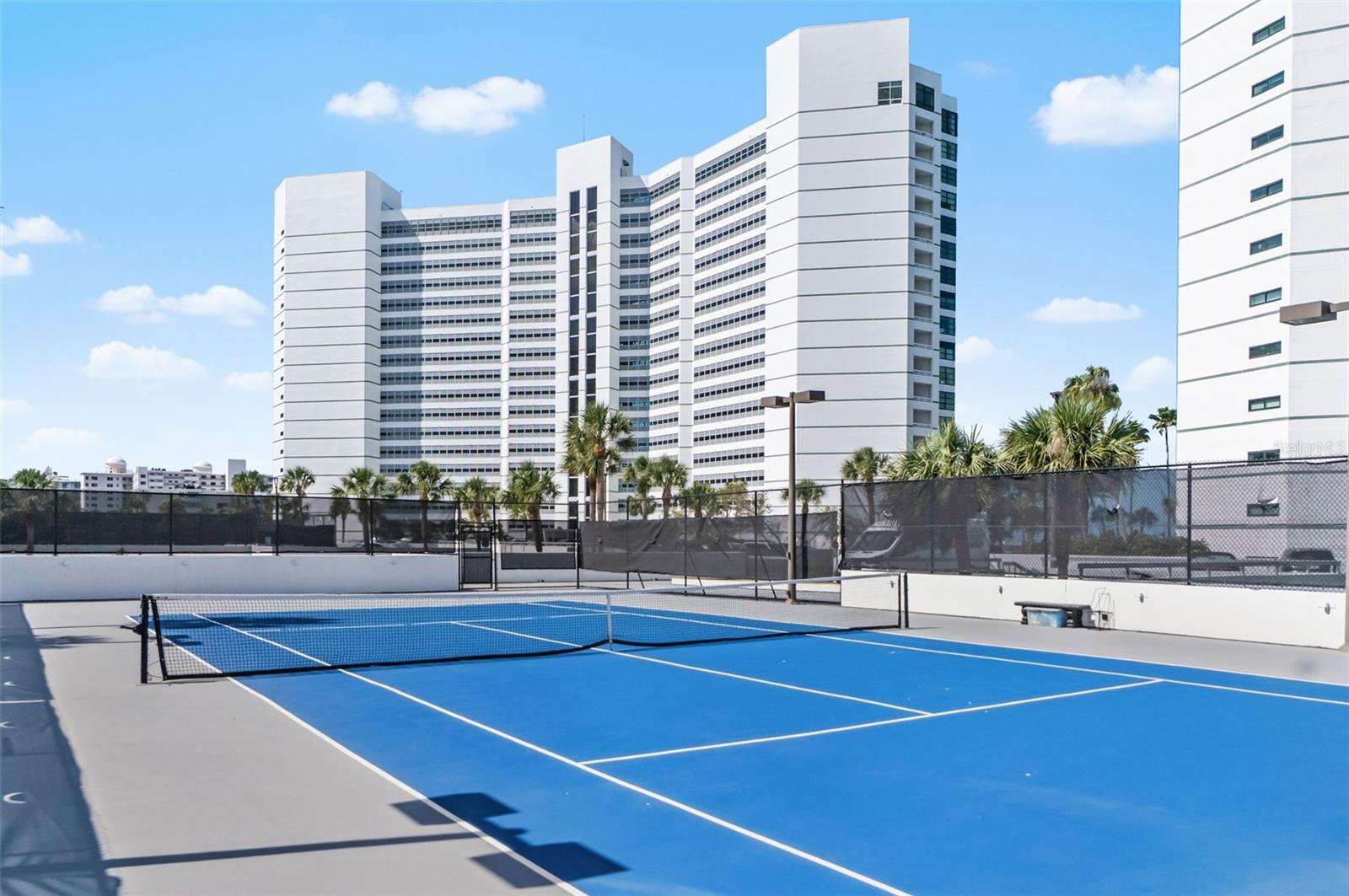 CONDO ON THE BAY TOWER II - Residential