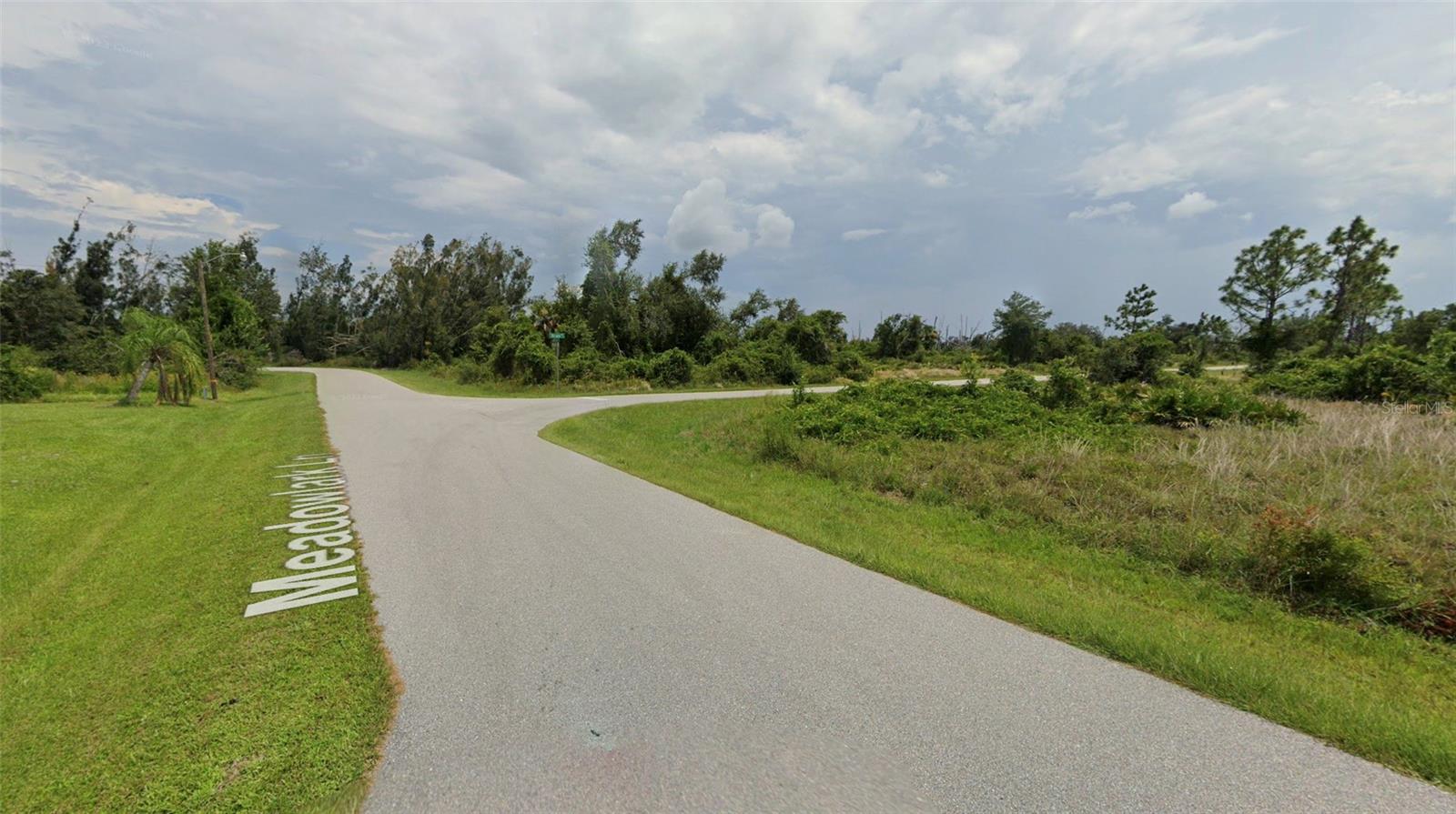 PEACE RIVER SHORES - Land