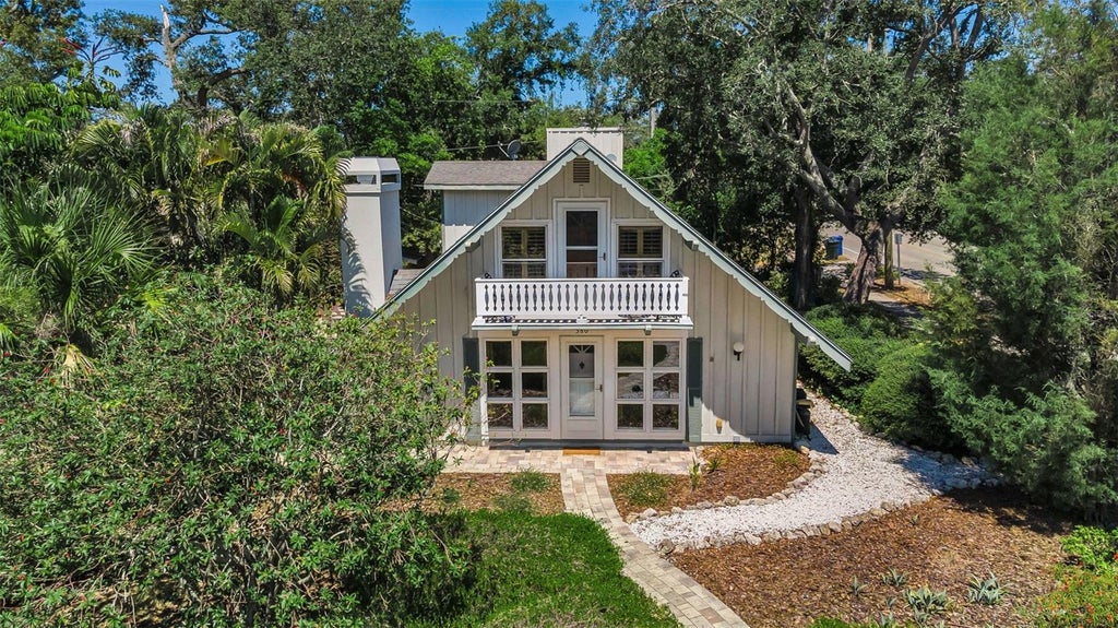 Photo of 380 Colonial Court, Dunedin, FL 34698 (MLS # TB8524012)