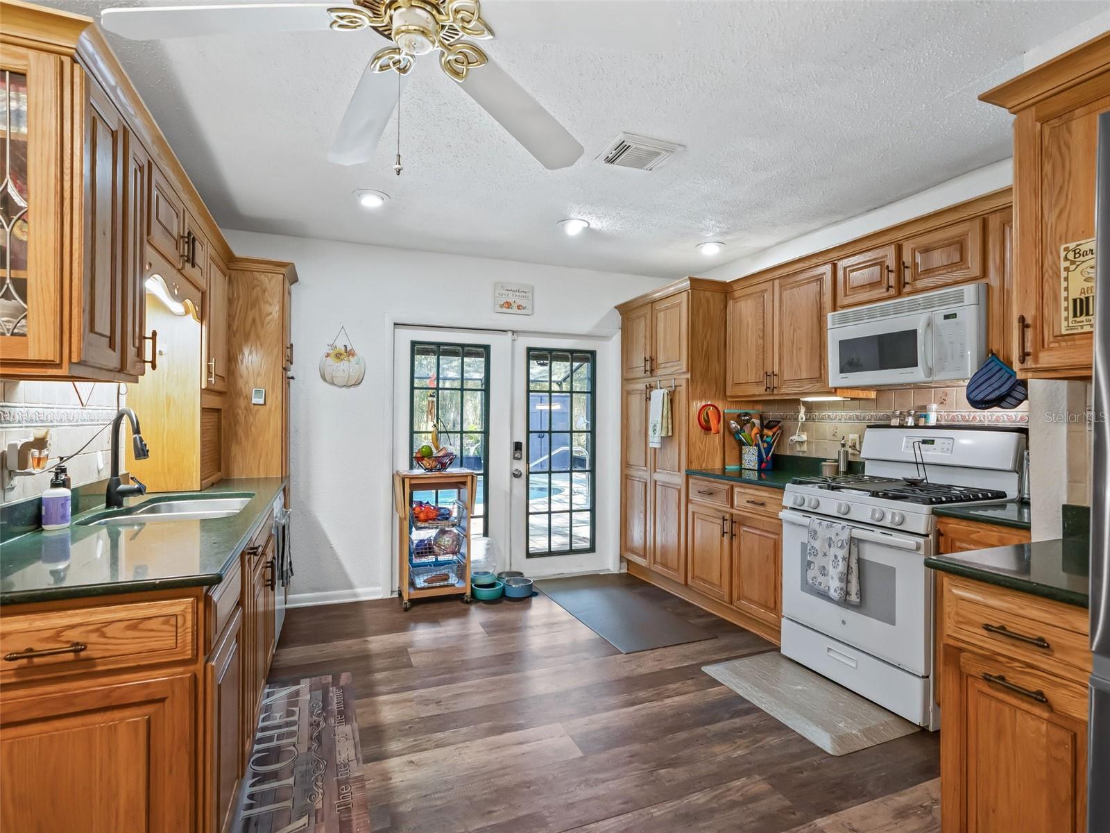 INVERNESS HIGHLANDS WEST - Residential