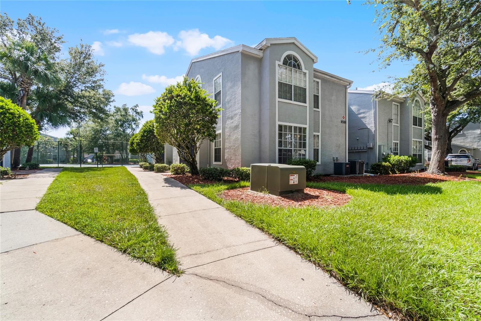 1618 COLUMBIA ARMS CIRCLE 158
