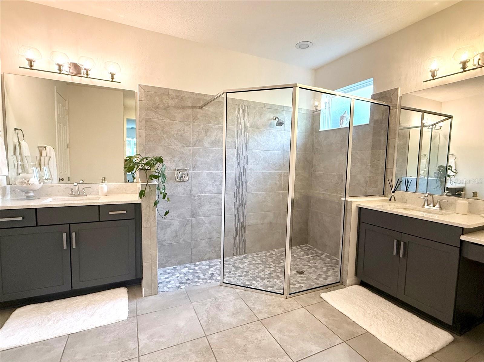 HIGHLAND RANCH THE CANYONS - Residential