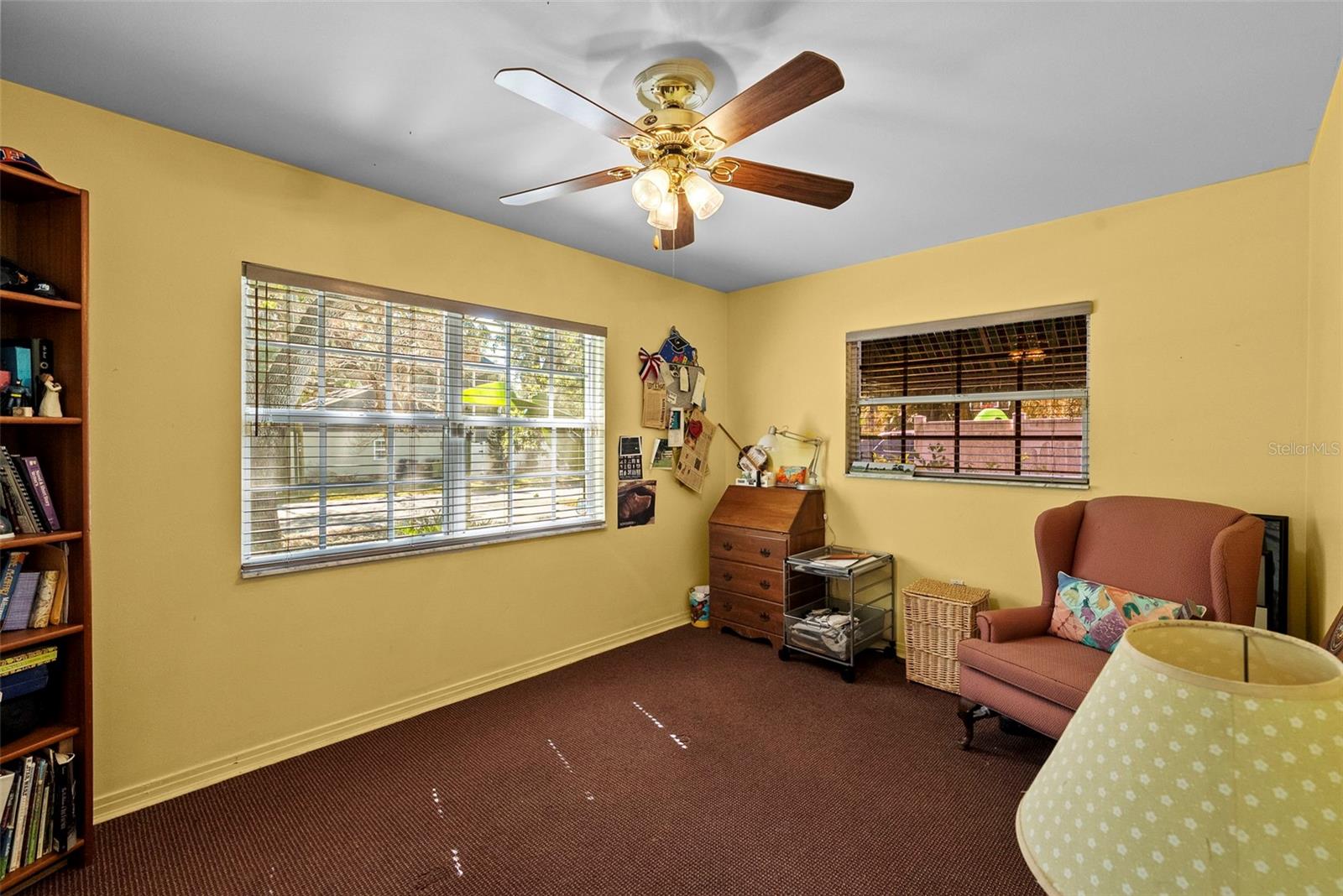 HENDRY MANOR - Residential