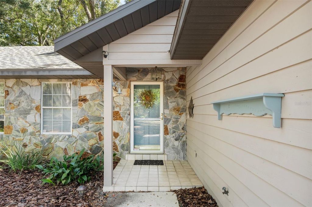 Photo of 3909 NW 39th Way, Gainesville, FL 32606 (MLS # GC534888)