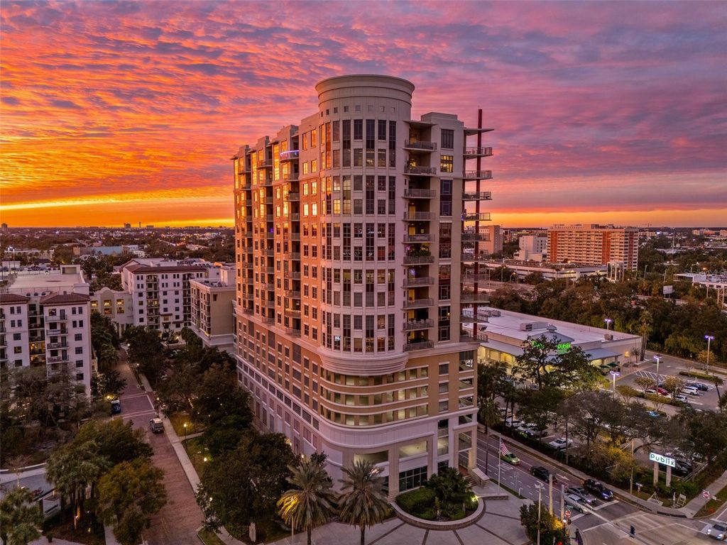 Photo of 275 Bayshore Boulevard #1707, Tampa, FL 33606 (MLS # TB8461804)