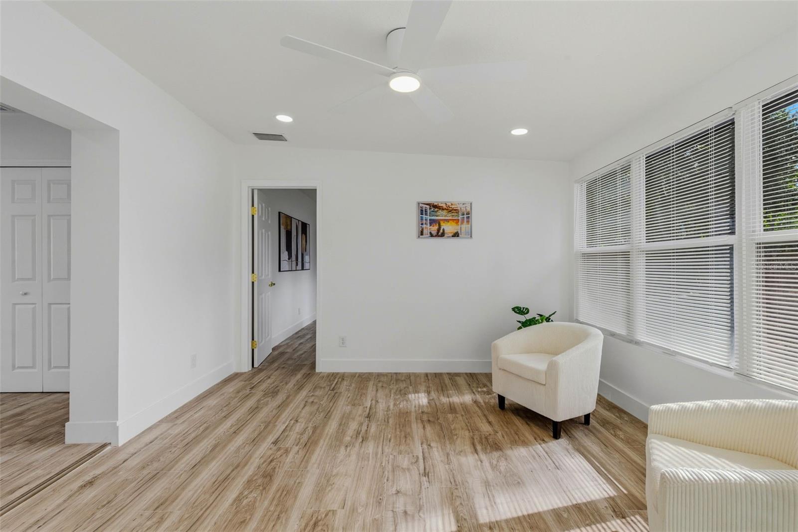 BAYOU HEIGHTS HANLONS - Residential