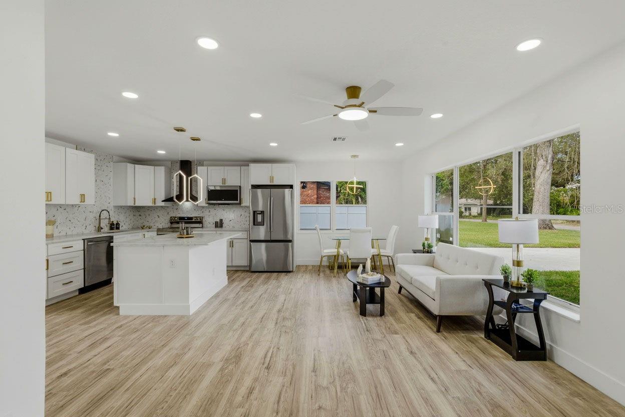 BAYOU HEIGHTS HANLONS - Residential
