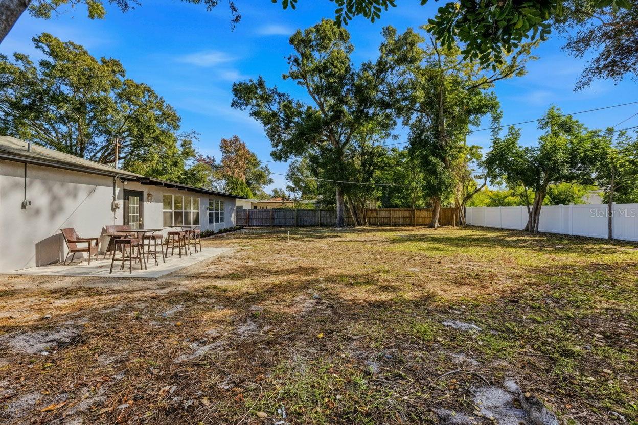 BAYOU HEIGHTS HANLONS - Residential